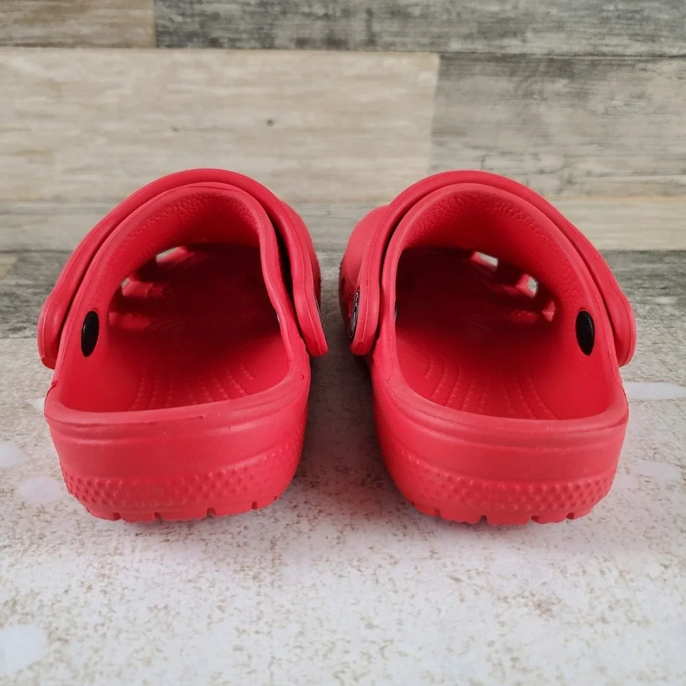 Crocs Classic Clog Kids Sz 7 C7 Red Rubber Round Toe Comfort Slip On Slingback